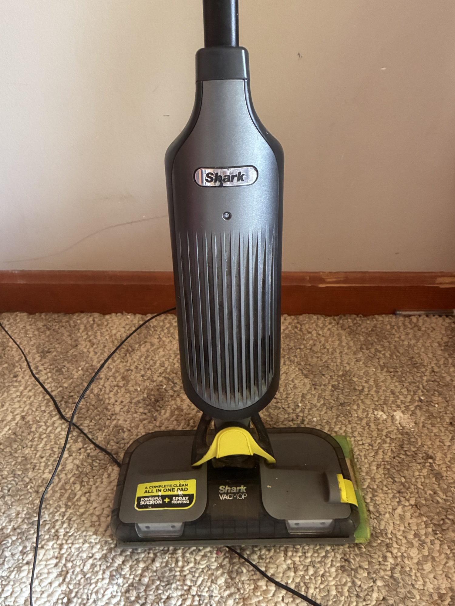 Shark Cordless Hardwood MopVac & Reusable Mop HeadsοΏΌ
